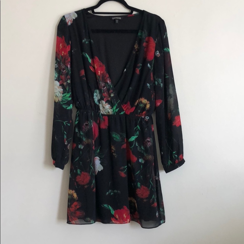 Express Floral Dress - Picture 2 of 3